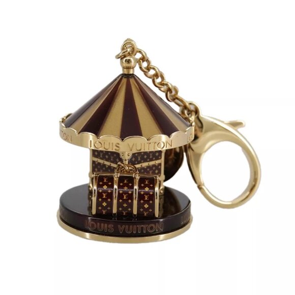 LOUIS VUITTON Bijoux Sac Carrousel Charm metal Gold M66782 LV Auth - Picture 6 of 16